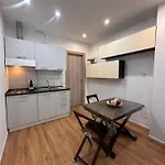 Saint George's House Apartman